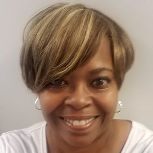 Meet your Posher, Nina